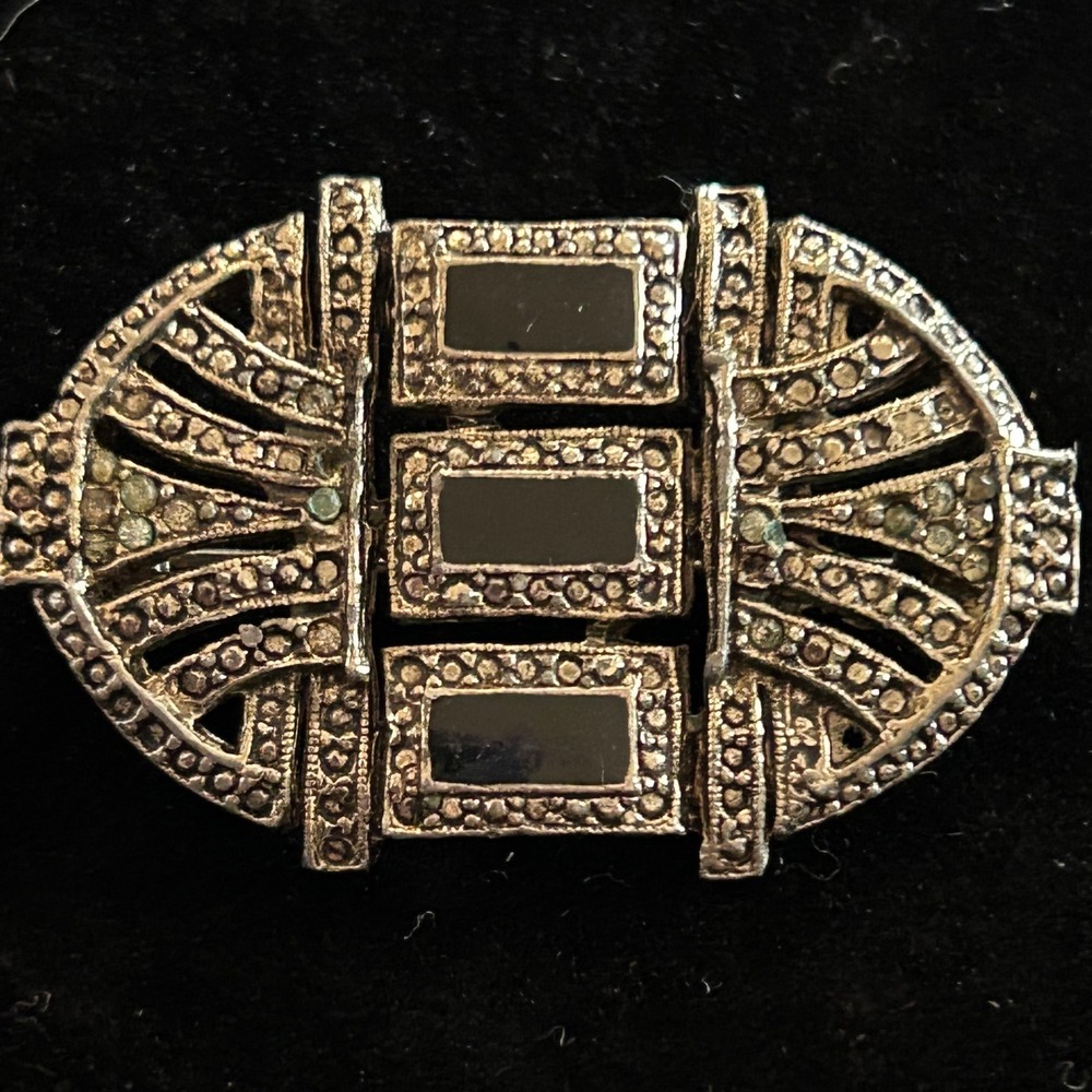 Vintage Art Deco Revival‎ Brooch Black Glass Rhinestone Silver Tone Oval Pin